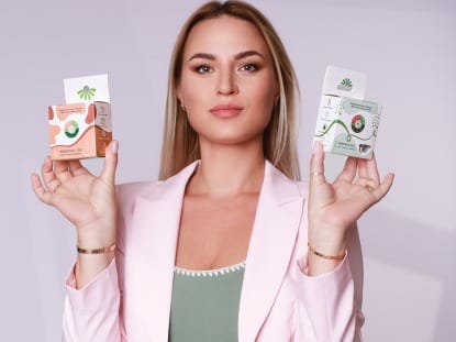 Narcisa Christiansen, Femieko,